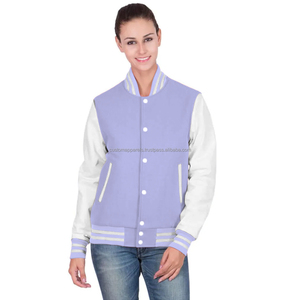 Veste varsity matelassée en coton doux et respirant avec broderie et finition teinte MCACVJ-332, mode streetwear classique pour femmes - Product Image 1