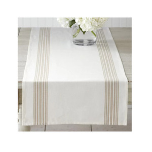 Camino de Mesa 100% Algodón con Diseño Bordado Contemporáneo para Mesa de Comedor y Decoración de Interiores - Product Image 1