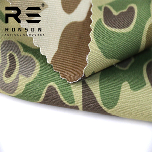 <span class=keywords><strong>Tissu</strong></span> camouflage Ronson Gabardine 100% polyester, imprimé camouflage double face <span class=keywords><strong>pour</strong></span> la dissimulation tactique en extérieur - Product Image 2