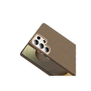 Étui Premium Ultra-Fin Bleu Marine à Texture Fibre de Carbone Compatible MagSafe pour Samsung Galaxy S25 Ultra – Coque Antichoc - Product Image 5