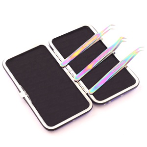 Embalaje personalizado para pinzas de pestañas punta afilada de acero inoxidable para recoger e injertar herramientas de pestañas - Product Image 1