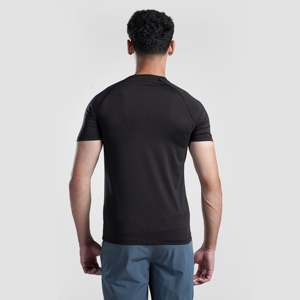 เสื้อยืดออกกำลังกาย GA Power Tee ผ้าโพลีเอสเตอร์ 100% น้ำหนักเบา แบบถัก สีดำ พิมพ์ลายสกรีน คุณสมบัติแบบรัดรูป พิมพ์ลายด้วยเทคนิคซิลค์สกรีน - Product Image 2
