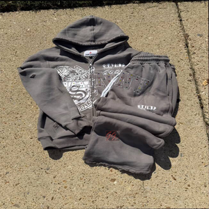 Sudadera personalizada de lana gruesa con cremallera y pantalones acampanados holgados para mujer con estampado de pantalla y logotipo bordado - Product Image 4