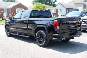 2022G-1500 S-i-e-R-a Elevation Crew Cab 4WD bajo kilometraje y precio asequible en stock listo para su envío - Product Image 3