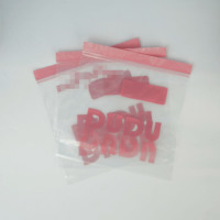 Op maat gemaakte PE voedselveilige hersluitbare ziplock zakjes voor babyvoeding & kauwgom opslag roze OEM bulk