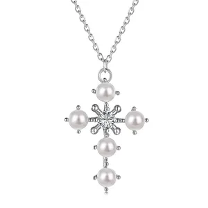 Collar de perlas de agua dulce con forma de cruz de circonia de moda de plata