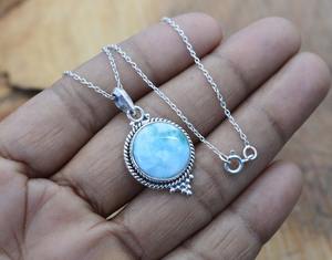 Bijoux en argent sterling massif 925 faits à la main pendentif classique avec pierre précieuse Larimar cadeau de style Boho pour femme ou soeur - Product Image 5