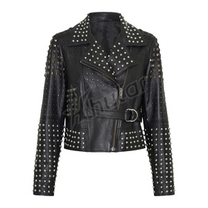 แจ็กเก็ตหนังแกะแท้ของผู้หญิงสีดำคอลเลคชั่นฤดูใบไม้ร่วง2024แจ็คเก็ตรถจักรยานยนต์ด้วยผ้าคอตตอน - Product Image 1