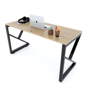 Escritorio de Madera Contrachapada Kconcept HBKC029 de 140x60cm con Patas de Hierro, Ajustable y Extensible para Uso en Escuelas, Hoteles o Salas de Estar - Product Image 2