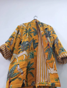 Robe de chambre de mariée d'hiver en velours jaune de luxe avec décoration respirante Boho veste Kimono courte taille libre Robe de maison unisexe - Product Image 3