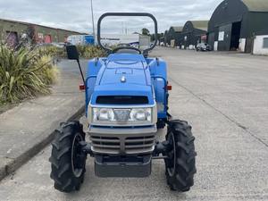 Tracteurs compacts. ISEKI GEAS TG-273 est un 27HP - Product Image 3