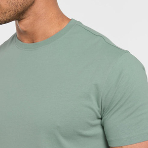 เสื้อยืดคอกลมสำหรับผู้ชายผ้าถักโพลีเอสเตอร์/ผ้าฝ้ายแขนสั้นงานตามสั่งแบบ2025 - Product Image 2