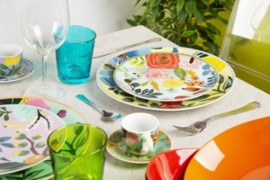 Durable Porcelain Set 6-pcs Round Multicolor Espresso Coffee Cups with Saucers 9 cl (3 oz) Decal Flower Design Excelsa - Product Image 3