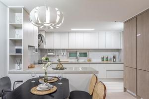 Vietnamese Supplier Marble Stone Custom Quartz Countertops Kitchen - Product Image 2