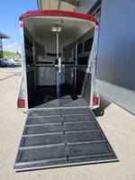 Remorque pour chevaux Böckmann Portax L SKA avec accessoires ! avec jantes en alliage, supports de rangement et préparation pour caméra