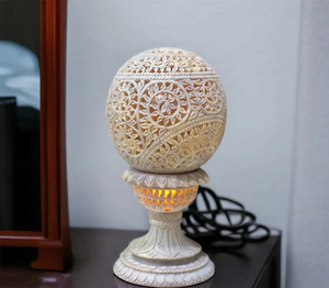 Lampe de chevet artisanale en marbre et pierre savonneuse, sculptée, décoration d'intérieur unique, cadeau bohème, éclairage d'ambiance - Product Image 2