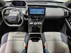 SUV Usado Verificado 2024 Pure Solterra-Type Limited AWD con Volante a la Derecha, Automático, de Cuero, en Venta, Sin Accidentes, Listo para Enviar - Product Image 4