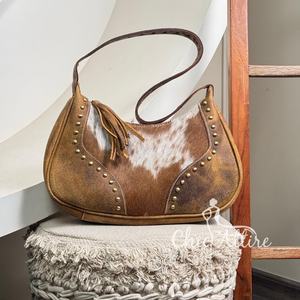 กระเป๋าหนังวัวขนาดใหญ่ทันสมัยของผู้หญิง, สินค้ามาใหม่กระเป๋าสะพายไหล่หนังแท้ลายพระจันทร์ครึ่งเสี้ยวกระดุมทองเหลืองโบราณ - Product Image 1