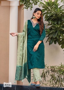 Chinon Jacquard Fil de Soie & Travail Manuel Kurti et Bas en Lycra de Coton avec Pure Mousseline Jacquard Collection Dupatta - Product Image 4