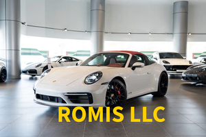 Porsche 911 Bianca Usata 2023 - Coupé Sportiva a Benzina Stile GTS con Aggiornamento Illuminazione Anteriore - Product Image 3