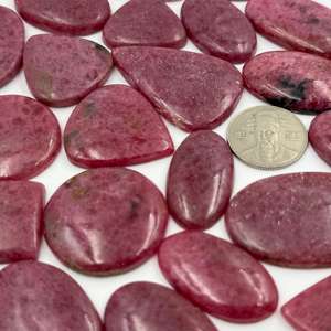 พลอยโรโดไนต์สีชมพูธรรมชาติ 100% คุณภาพสูง AAA+ รูปทรงและขนาดตามสั่ง จำหน่ายแบบหลวมสำหรับทำเครื่องประดับ - Product Image 2