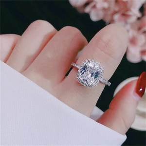 Coussin coupe Moissanite bague de fiançailles bague de proposition Solitaire en or massif avec Halo pour femme cadeau d'anniversaire - Product Image 2
