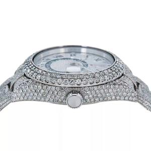 Montre en diamant moissanite entièrement sertie de diamants de qualité supérieure, personnalisée, pour les voyages, les défilés de mode et les cadeaux - Product Image 3
