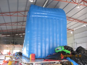 Tobogán Acuático Inflable de PVC para Exteriores, para Escuelas y Diversión Acuática - Product Image 3