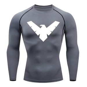 Vêtements de jogging Slim Fit imprimés en 3D Rash Guard personnalisés de qualité supérieure pour hommes chemises stylées d'entraînement en coton biologique 100% - Product Image 3