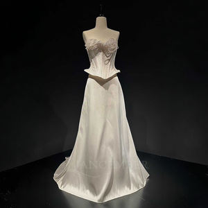 Vestido de Novia Moderno y Elegante NT56 con Perlas, Lazo, Satén, Cola de Sirena, Encaje, Flores y Cristales para Mujer - Product Image 1