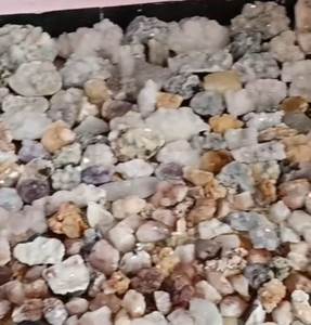 Direct From Mine Apophylite avec Stillbiye Heulandite Gemstone Lots Excellents tarifs disponibles - Product Image 1