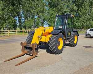 Chariot télescopique JCB 3 tonnes, hauteur de levage 7m, moteur diesel, empileur, état neuf, 4 roues motrices - Product Image 5