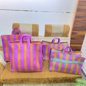 Grands sacs de courses réutilisables en nylon recyclé écologiques avec fermeture éclair, sacs en plastique durables fabriqués en Inde, approvisionnement en vrac, sac à linge - Product Image 1