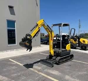 Miniexcavadora Compacta Wacker Neuson EZ17 de Segunda Mano con Cobertizo en Existencia, Alta Calidad al Mejor Precio - Product Image 1