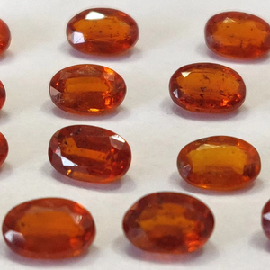 Cianita naranja natural Corte ovalado 7x9mm Excelente calidad-Cianita naranja suelta Piedra preciosa suelta de alta calidad - Product Image 1