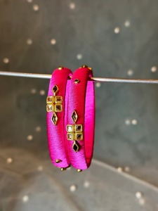 Brazaletes de Hilo de Seda India para Mujer, Recuerdo de Inauguración de Casa, Recuerdo de Mehndi, Brazaletes Kundan, Brazaletes de Novia, Joyas Valaiyal para Niñas - Product Image 3