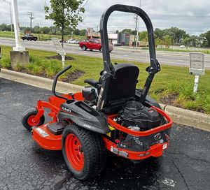 Tondeuse à gazon Kubota Z422 d'occasion à rayon de braquage nul de 54 pouces à vendre - Product Image 1