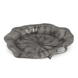 Plateau de service décoratif en aluminium artisanal avec finition nickel antique, vaisselle pour la décoration de la maison et de la cuisine - Product Image 1