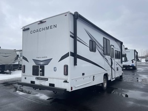 Nuevo Modelo 2025 Coachmen Freelander 29K-B-F - Product Image 3