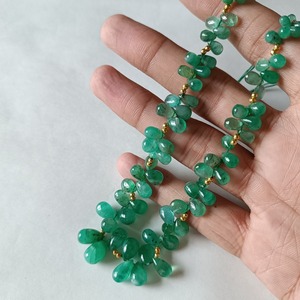 Cuentas de Esmeralda Natural de Rajastán, Forma de Gota Pulida (5-10 mm), Color Verde, para la Fabricación de Joyas - Product Image 2