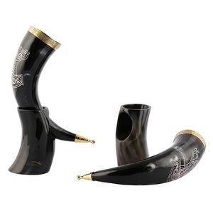 Corne à boire Viking artisanale avec support à corne de luxe ou festivals médiévaux et reconstitutions au prix de gros - Product Image 2