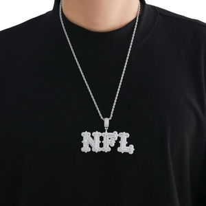 Colgante de Oro Blanco de 14 Quilates con Incrustaciones de Diamantes de Moissanita, Estilo Hip Hop, Joyería Elegante para Hombre o Mujer - Product Image 2