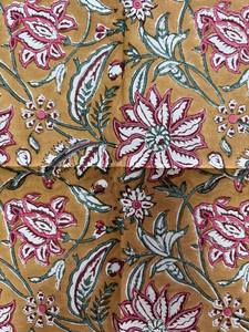 Servilletas florales amarillas de Biscotti de algodón puro 100% impresas en bloque a mano para bodas, eventos, fiestas y ocasiones especiales - Product Image 3