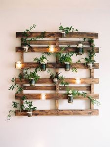 Estante de madera natural hecho a mano, estante decorativo de pared de forma personalizada para el hogar, técnica pulida, decoración colgante de pared - Product Image 3