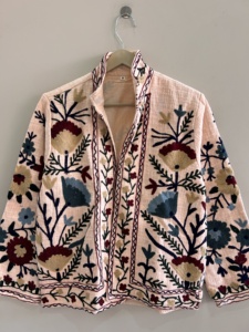Veste matelassée en coton tricoté respirant rose bébé, brodée à la main, style Suzani, pour femmes - Product Image 2