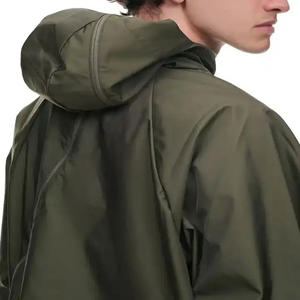 Chaquetas para exteriores para hombre, impermeables, de secado rápido, cortavientos, con capucha, chaquetas de lluvia, Color sólido, liso, de gran tamaño, estilo de calle, Invierno - Product Image 4