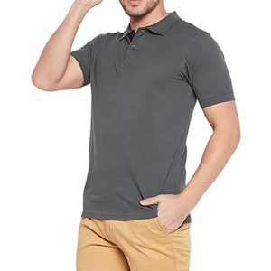 Polo de Golf Moderno para Hombre, Manga Corta, Corte Ajustado, Cuello con Botones, Estilo Deportivo, Opciones de Color y Talla Personalizadas, Venta al Por Mayor - Product Image 4