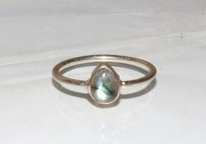 Anillo de piedras preciosas de labradorita, anillo de regalo de joyería de solitario hecho a mano de Plata de Ley 925 para mujer o ella - Product Image 5