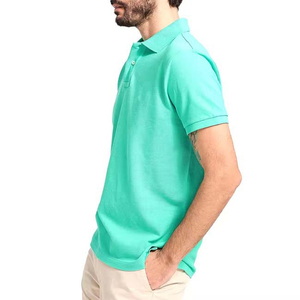 Vêtements pour hommes de qualité supérieure en coton respirant à séchage rapide de couleur unie T-shirts Polo surdimensionné à manches courtes OEM avec logo personnalisé - Product Image 4