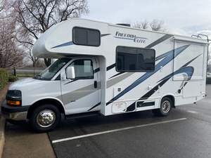 ใช้2023 th หรือฟรี Dom El motorhome - Product Image 4